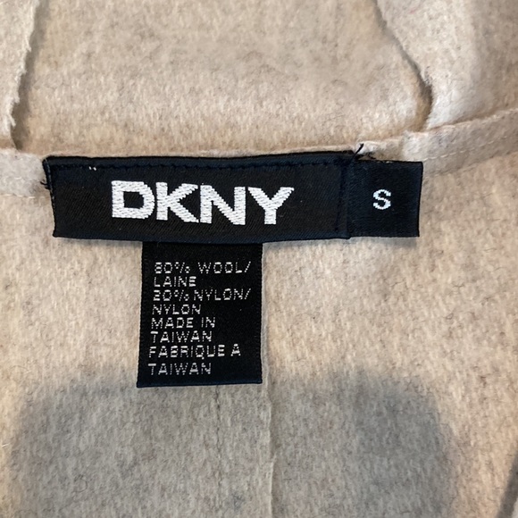 DKNY cream wool biased coat - Picture 8 of 8